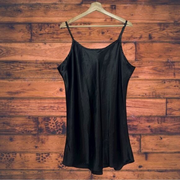 Vintage Gilligan & O'Malley Black Satin Nightgown XL - Picture 1 of 5